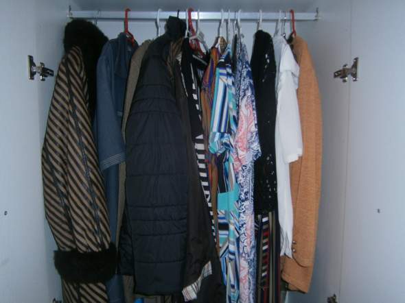 - (Kleidung, Mode, Schuhe)