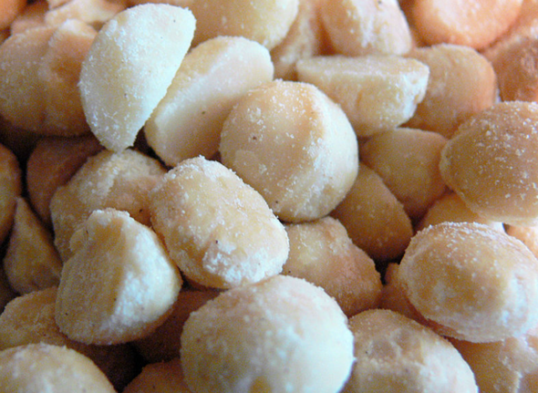 - (gesunde Ernährung, Snacks, Nüsse)