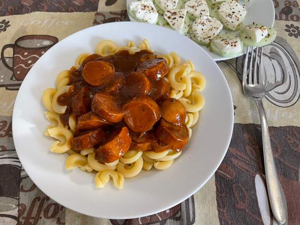 - (Lebensmittel, Alltag, gesunde Ernährung)
