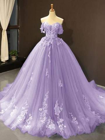 - (Mädchen, Frauen, Kleid)