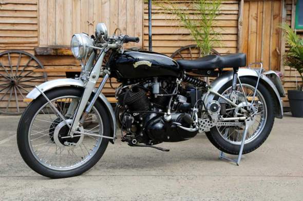 - (Auto, Motor, Motorradfahren)