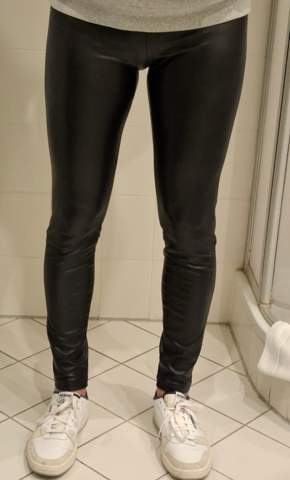 - (Leggins, Tanga, String)