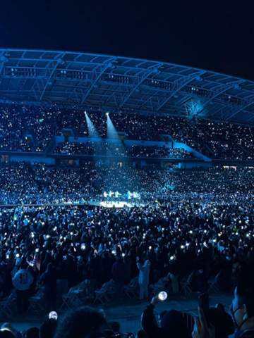  - (K-Pop, Fandom)