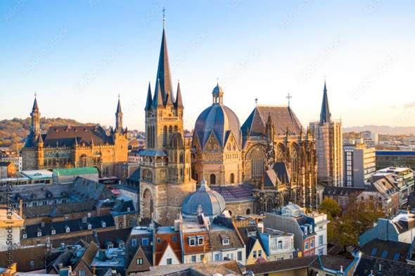 - (Deutschland, Architektur, Tourismus)