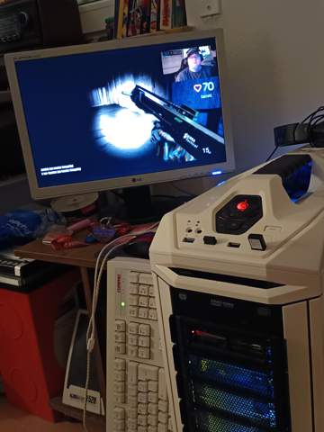 - (Computer, PC)