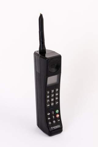 - (Handy, Smartphone, Kinder)