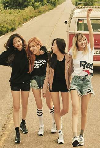 - (Band, K-Pop, Gruppe)