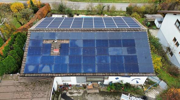 - (Stromverbrauch, Photovoltaik, Photovoltaikanlage)