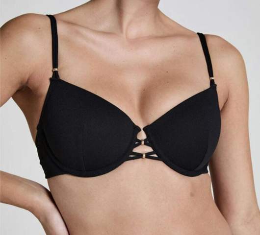 - (Mädchen, Frauen, Freizeit)