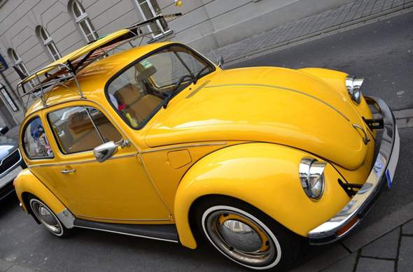 - (VW, Volkswagen)