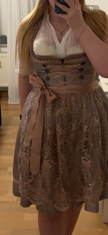 - (Mädchen, Frauen, rosa)