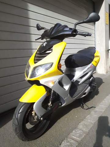 - (Zweitaktmotor, Warm)