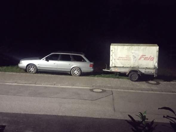 - (Geld, Auto, Zukunft)