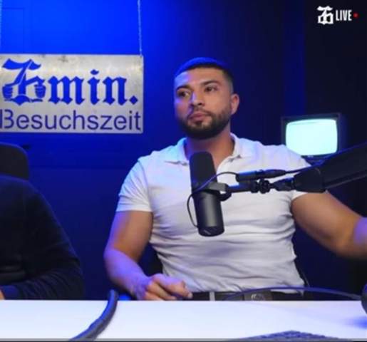 - (Mädchen, Frauen, Jungs)