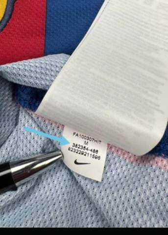 - (Sport, Kleidung, Mode)