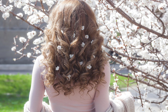 - (Haare, Aussehen, Style)