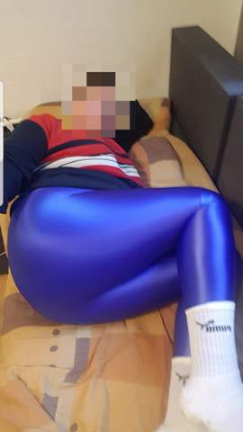 - (Frauen, Männer, BDSM)