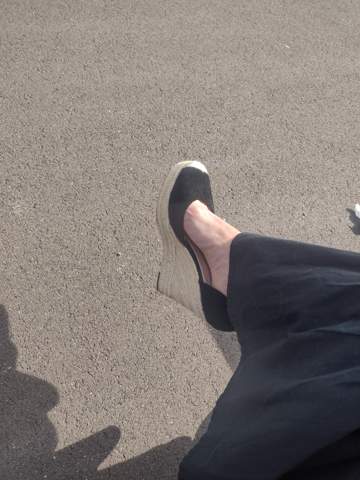 - (Frauen, Mode, Aussehen)