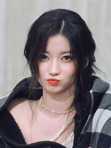 - (K-Pop, Pop, Member)
