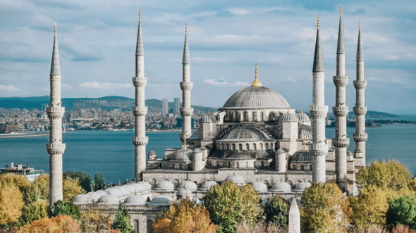 - (Islam, Christentum, Kirche)