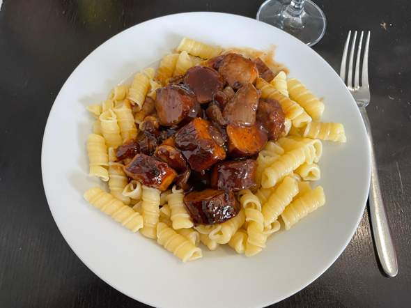 - (Fleisch, Geschmack, Süßigkeiten)