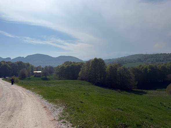 - (Freizeit, Wetter, Feiertag)