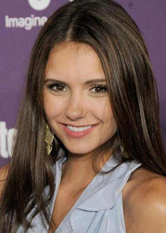 - (Schauspieler, Prominente, Vampire Diaries)