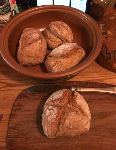 - (Ernährung, Brot, Ernährungsumstellung)