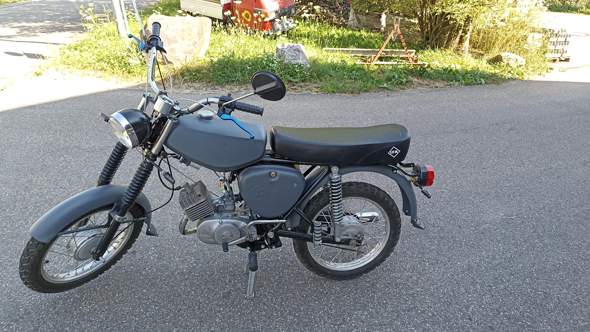- (Motorrad, Werkstatt, Tuning)