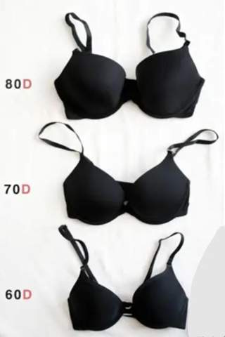 - (Frauen, Körper, Kleidung)