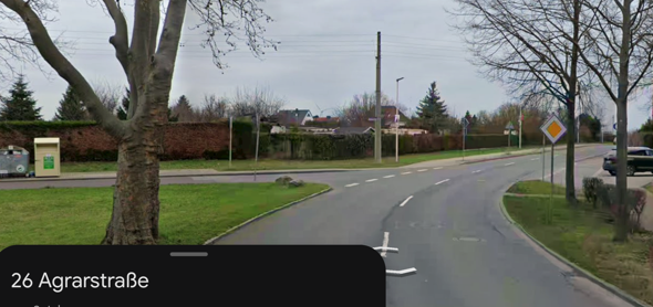 - (Prüfung, Fahrschule, Verkehr)