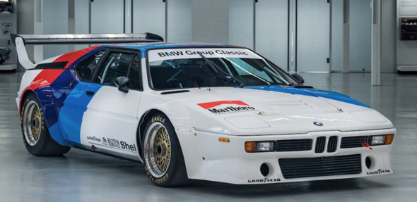 - (Autofahren, Sportwagen, Porsche)