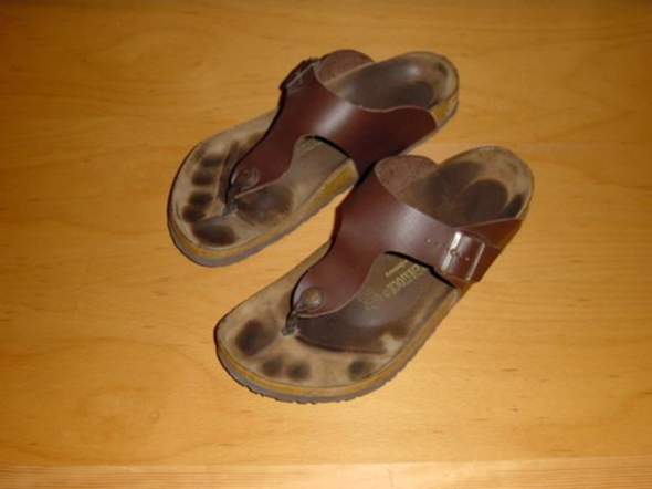 - (Sandalen, Hausschuhe, Birkenstock)