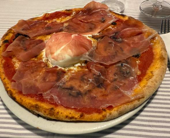 - (Pizza, Käse)