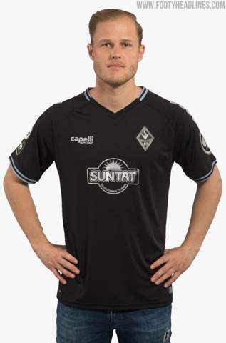 - (Fußball, Bundesliga, Fußballspieler)