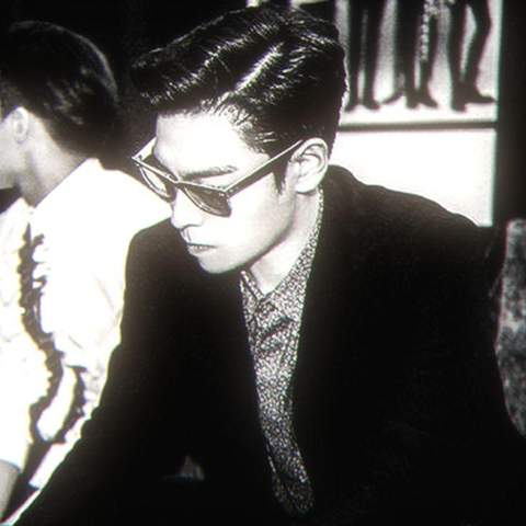 - (K-Pop, Idol)