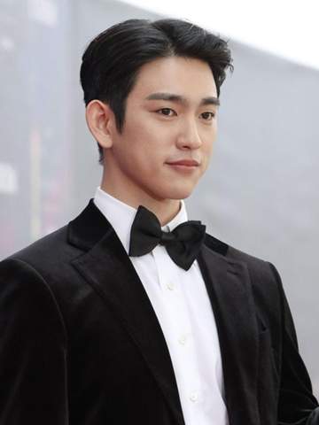 - (K-Pop, Idol)