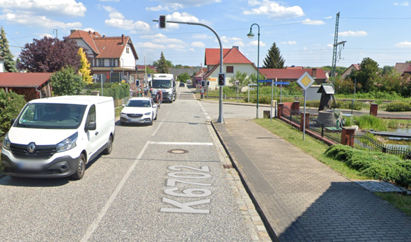 - (Führerschein, Verkehr, Straßenverkehr)