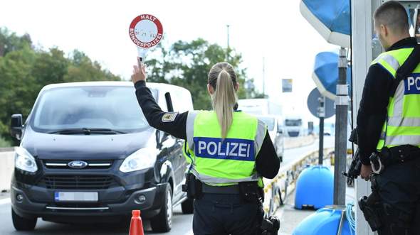 - (Politik, Deutschland, Gesetz)