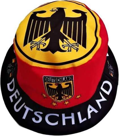 - (Deutschland, Kleidung, Mode)