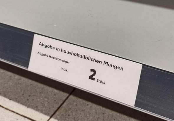 - (Menschen, Supermarkt, Sortiment)