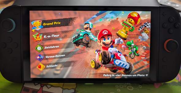 - (Nintendo Switch, Switch)