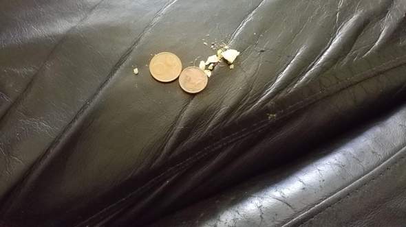 - (Geld, Verlust)