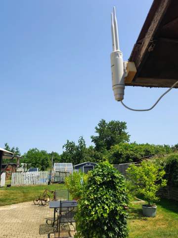 - (Internet, WLAN, Netzwerk)