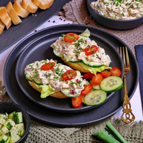 - (Hunger, Brot, Brötchen)