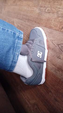 - (Marke, Sneaker)