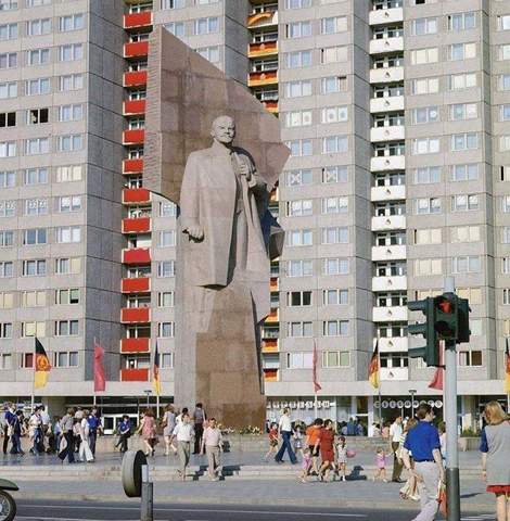 - (Berlin, DDR, Sauberkeit)