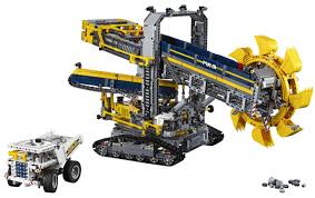- (Lego, Klemmbausteine)