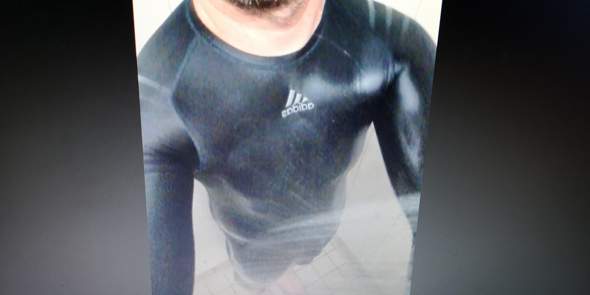- (Freizeit, Sport, Kleidung)