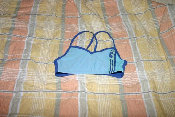 - (Sport, Kleidung, Sommer)